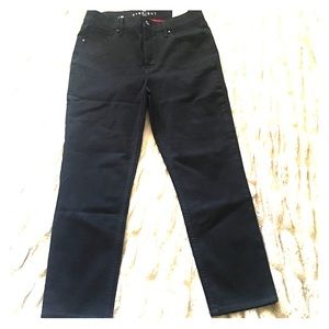 NEW WITH TAGS WHBM High Rise Straight Crop Jeans